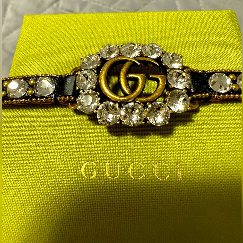 Gucci leather bracelet